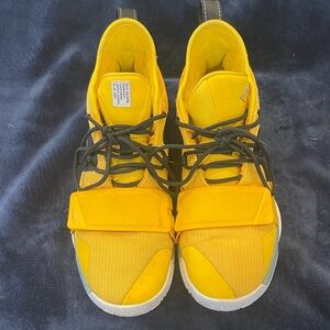 Nike PG 2.5 “Mission to the Moon” Yellow Black BQ8452-700 Men’s 11.5